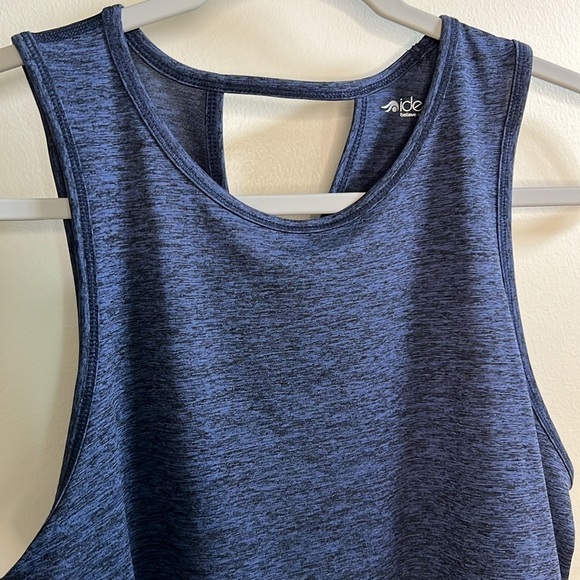 IDEOLOGY SET OF TWO MEDIUM TANK TOPS BLUE & GRAY BLACK STRIPED CREW NECK - Picture 9 of 16